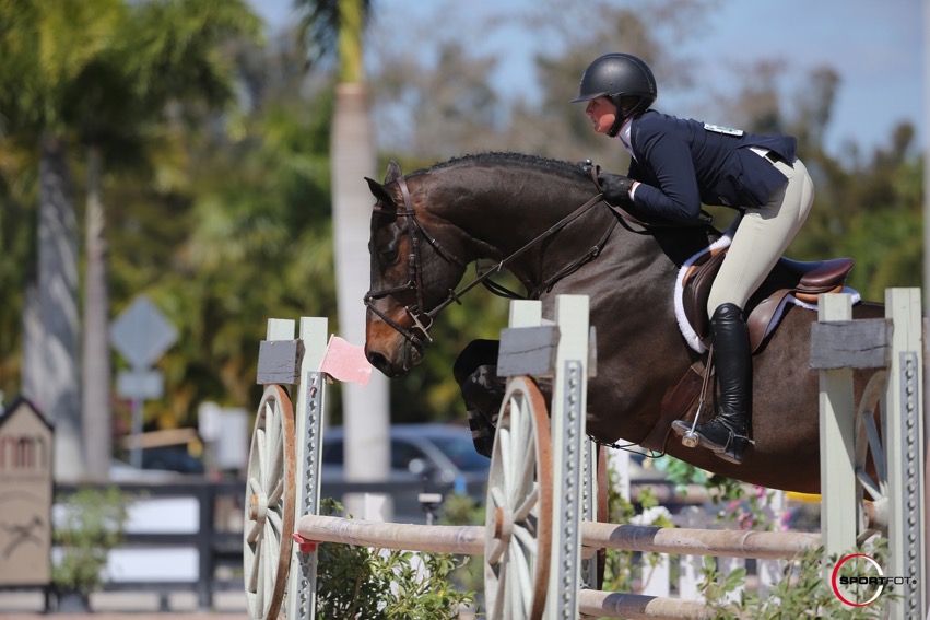 Ava and Quinn Photo by Sportfot