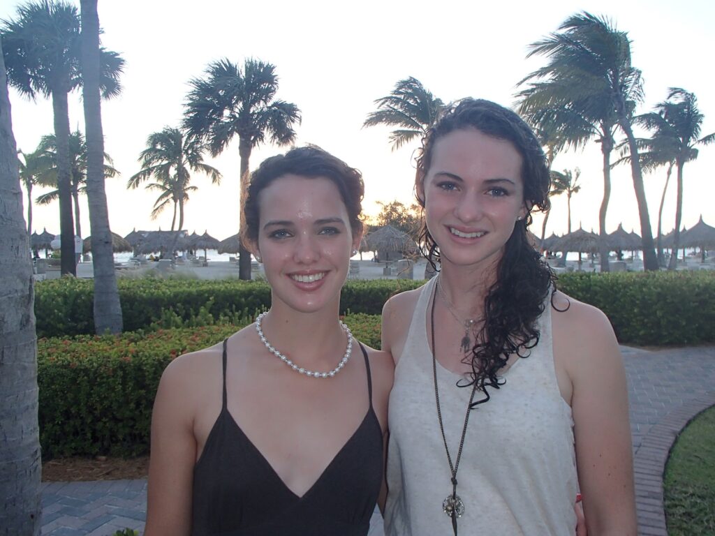 Jamie (left) and Nicole Doolittle All photos by Tom Doolittle