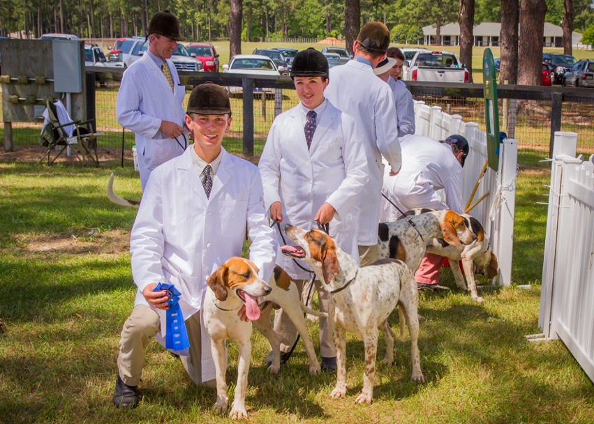Kasey Minnick and Trey at the Carolinas Hound Show Photo by Don West Photography
