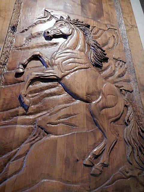 horse-custom-entry-door-plantationcabins