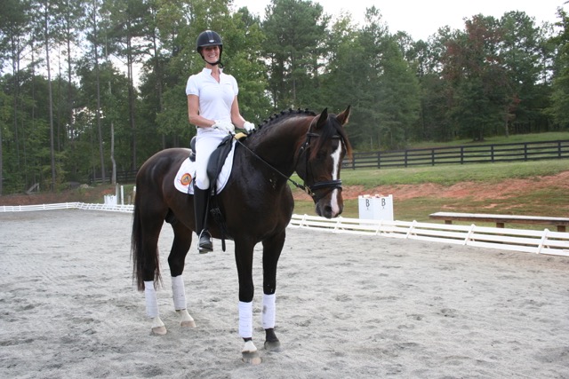 Stephanie rides Marabet Farm’s stallion Carry On MF at the Winter Equestrian Festival each year.
