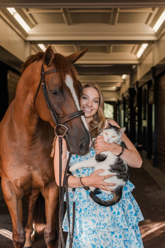 Millie was best friends with Beverly Equestrian barn cat Oliver.